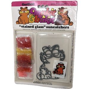 Garfield by Jim Davis vintage 1982 suncatcher